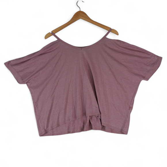 Ariat Flowy Francesca Top Nostalgia Rose Oversized Fit Split Neck Shark Bite Hem - Picture 1 of 10